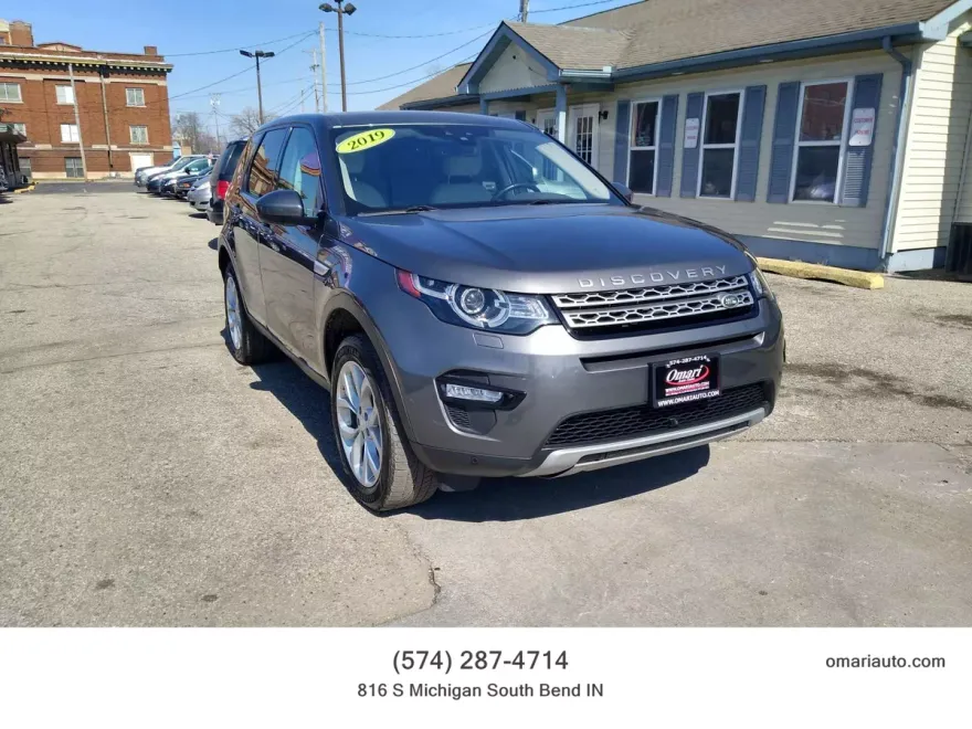2019 Land Rover Discovery Sport HSE photo 1