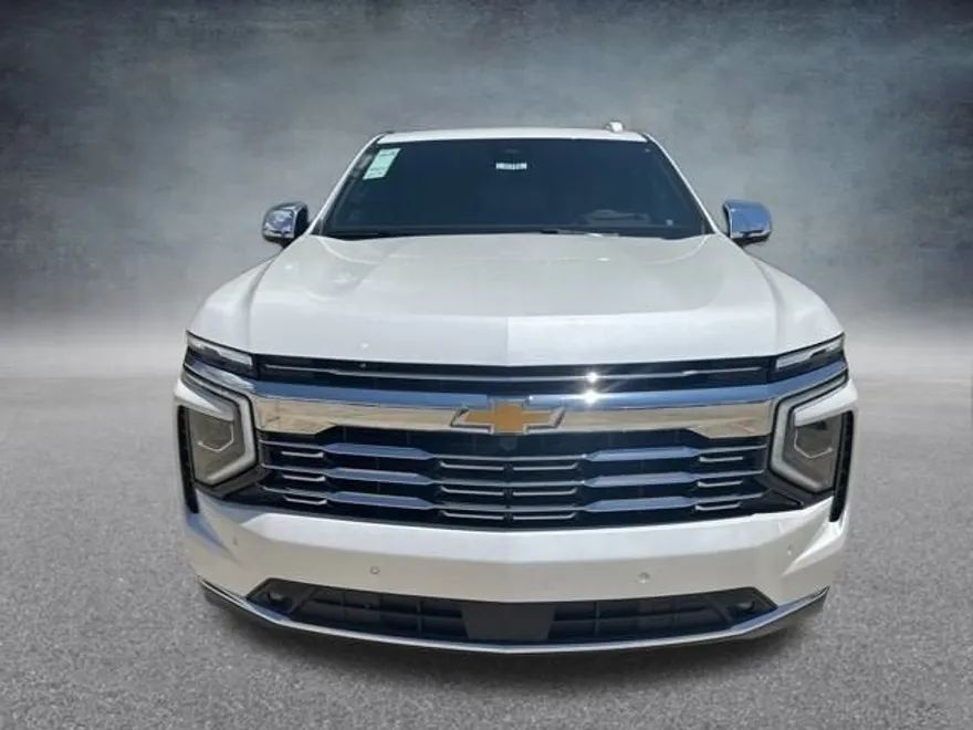 2025 Chevrolet Suburban Premier photo 1
