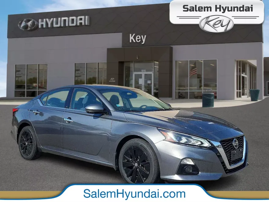 2020 Nissan Altima 2.5 SV photo 1