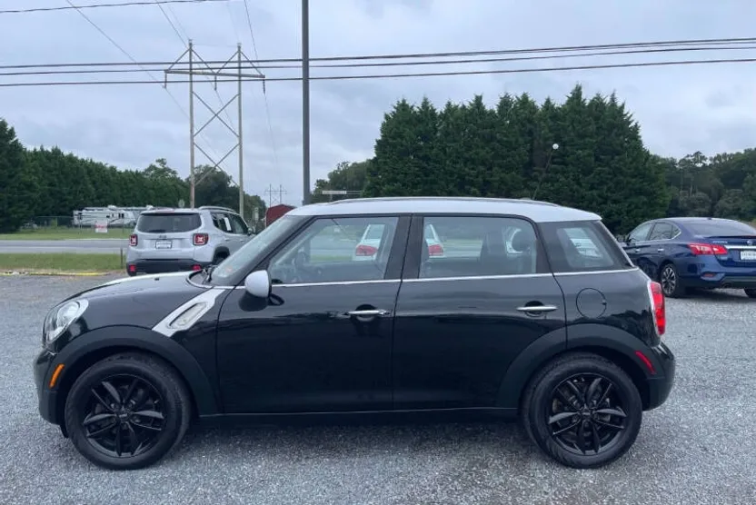 2012 Mini Countryman photo 1