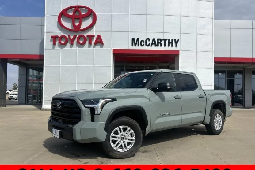 2024 Toyota Tundra SR5 photo 1
