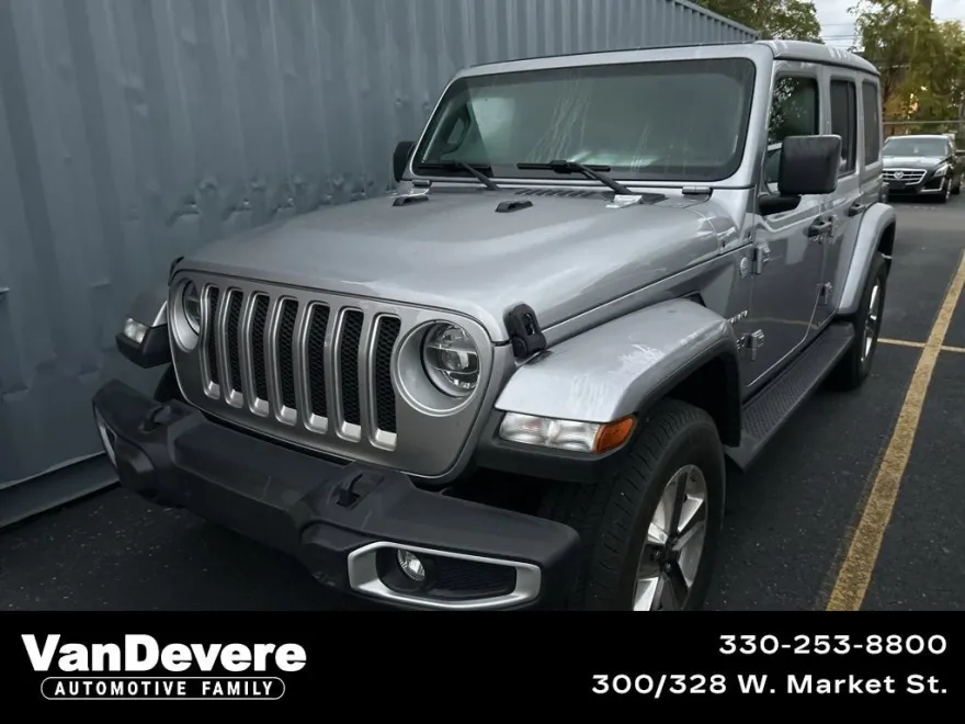 2021 Jeep Wrangler Unlimited Sahara photo 1