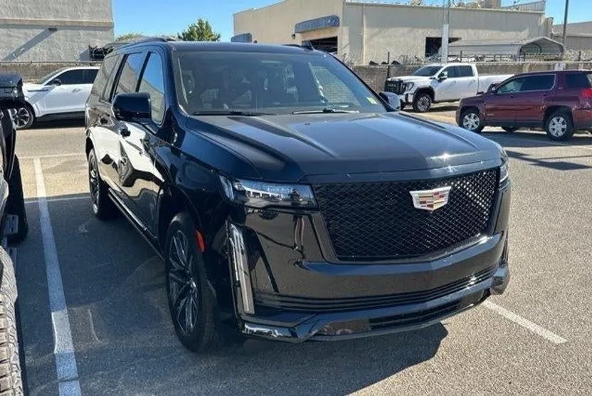 2023 Cadillac Escalade ESV Sport Platinum photo 1