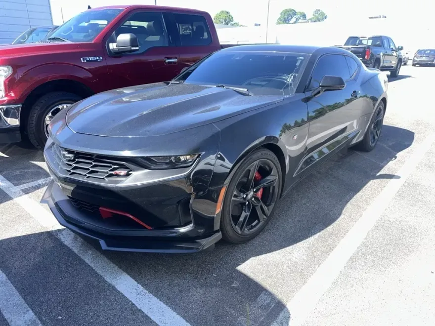 2022 Chevrolet Camaro 3LT photo 1