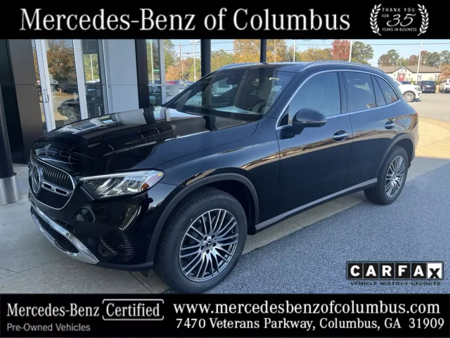 2025 Mercedes Benz GLC 300 photo 1