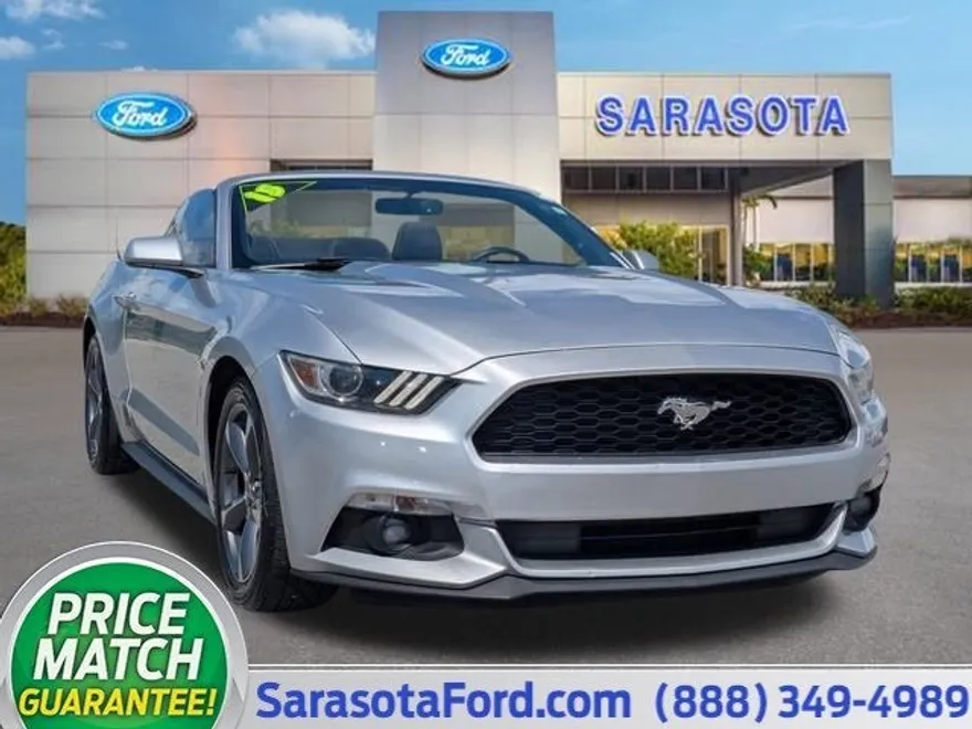 2015 Ford Mustang V6 Convertible photo 1