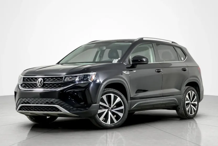 2022 Volkswagen Taos SE photo 1