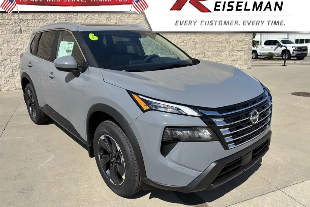 2026 Nissan Rogue SV AWD photo 1