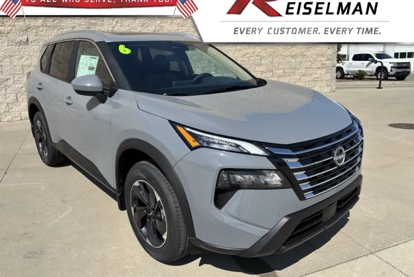 2026 Nissan Rogue SV AWD photo 1