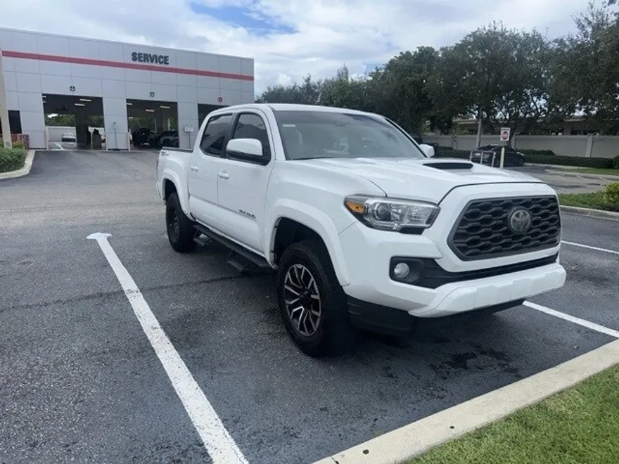 2020 Toyota Tacoma TRD Sport Double Cab photo 1