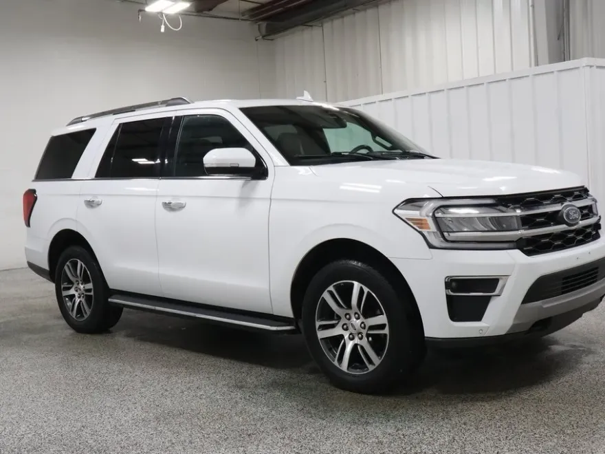 2023 Ford Expedition Limited photo 1
