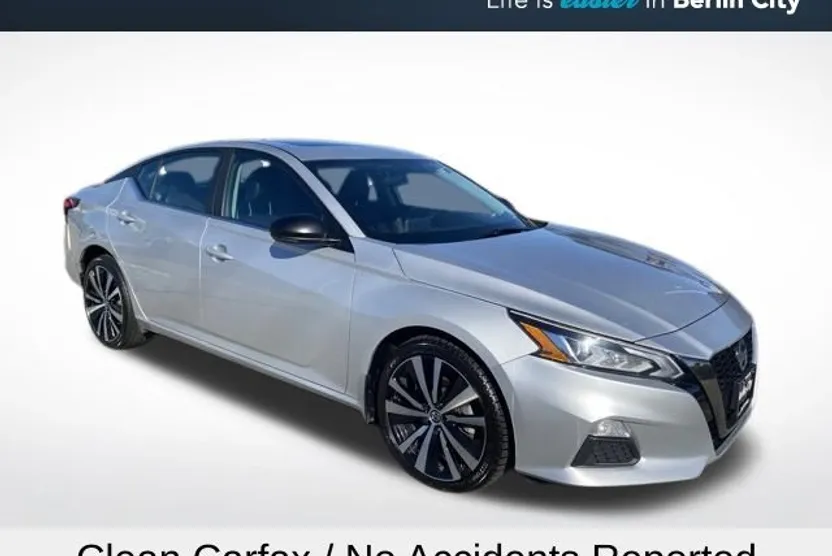 2019 Nissan Altima 2.5 SR photo 1