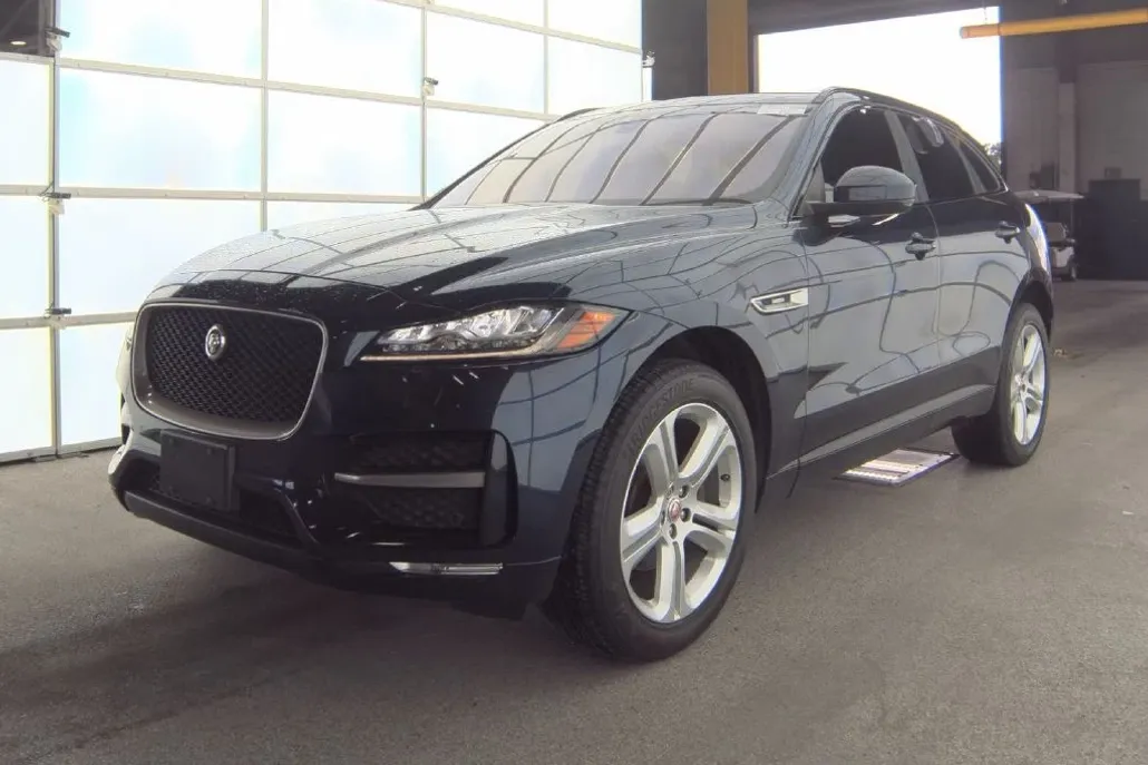 2018 Jaguar F-PACE R-Sport photo 1