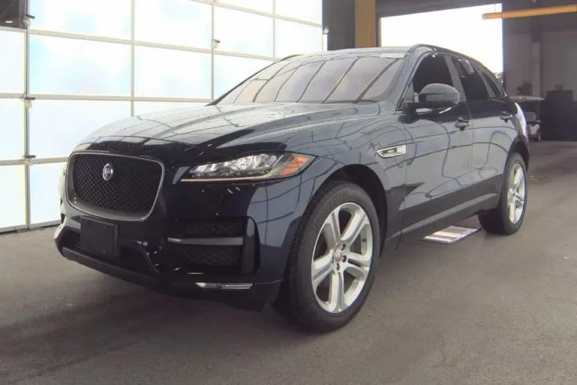 2018 Jaguar F-PACE R-Sport photo 1
