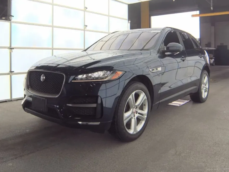 2018 Jaguar F-PACE R-Sport photo 1