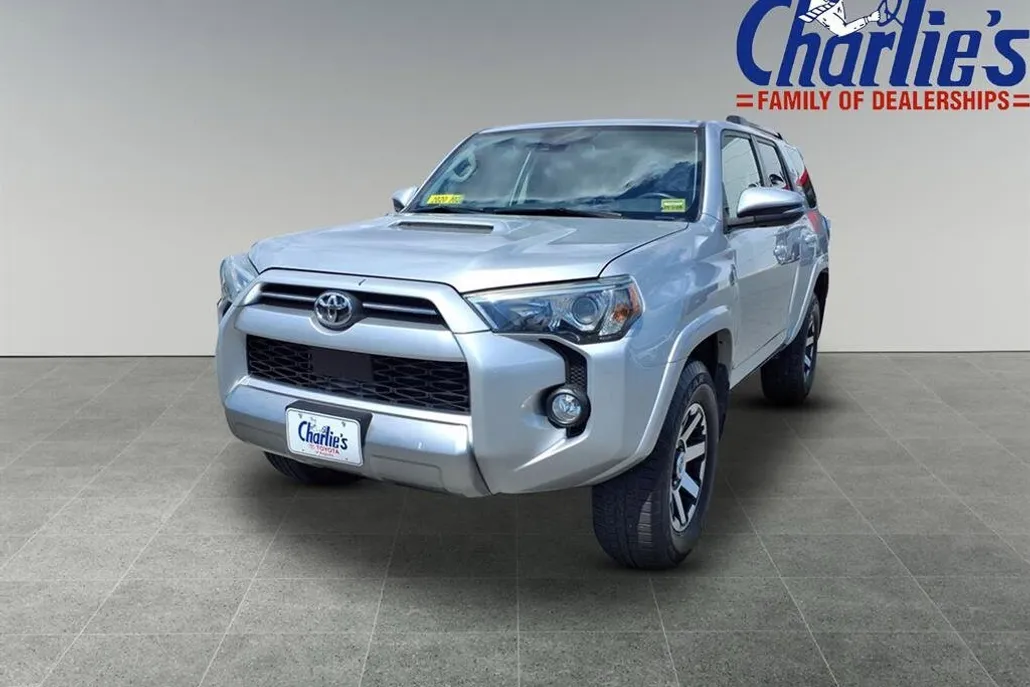 2020 Toyota 4Runner Base photo 1