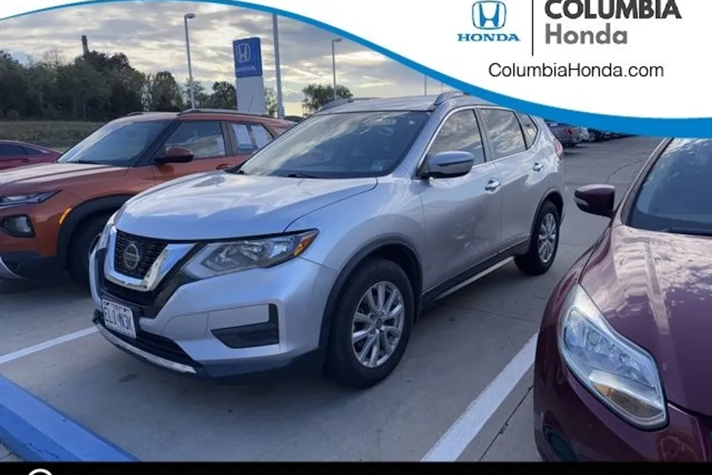 2020 Nissan Rogue S photo 1