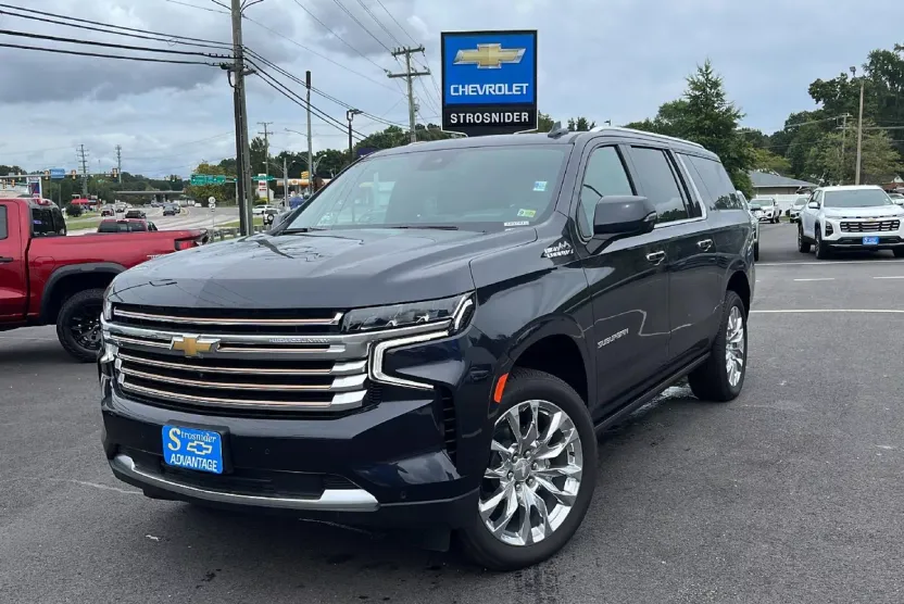2024 Chevrolet Suburban High Country photo 1