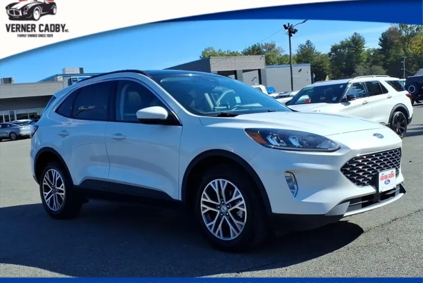2022 Ford Escape SEL photo 1