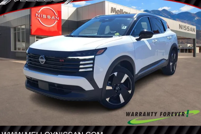 2025 Nissan Kicks SR photo 1