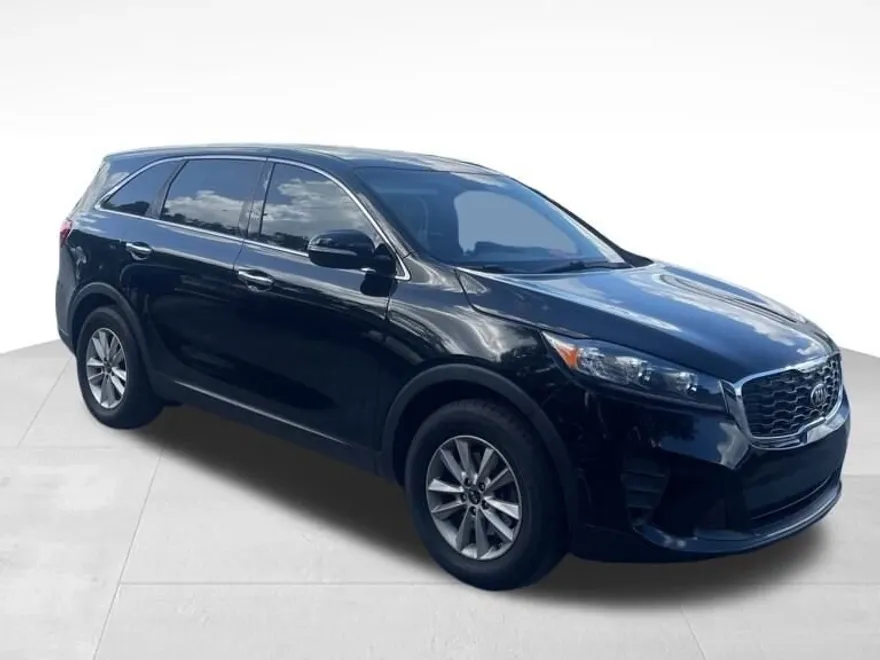 2020 Kia Sorento LX photo 1