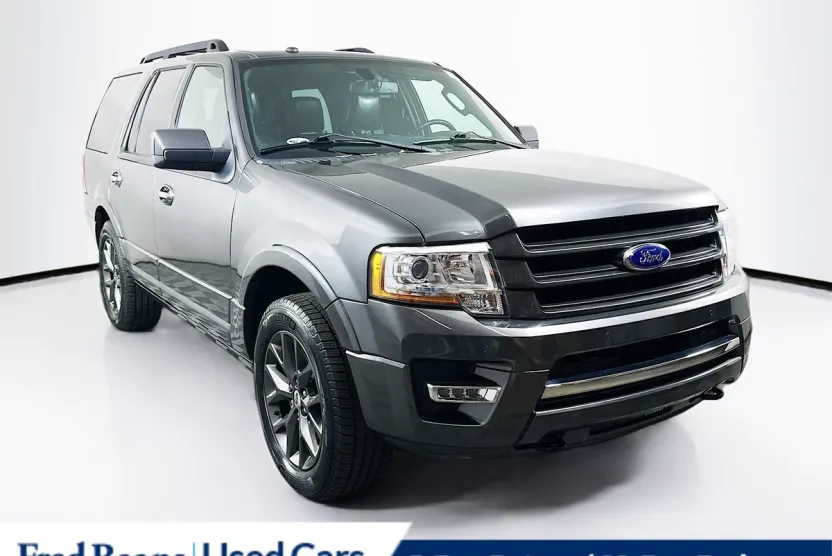 2017 Ford Expedition Limited photo 1