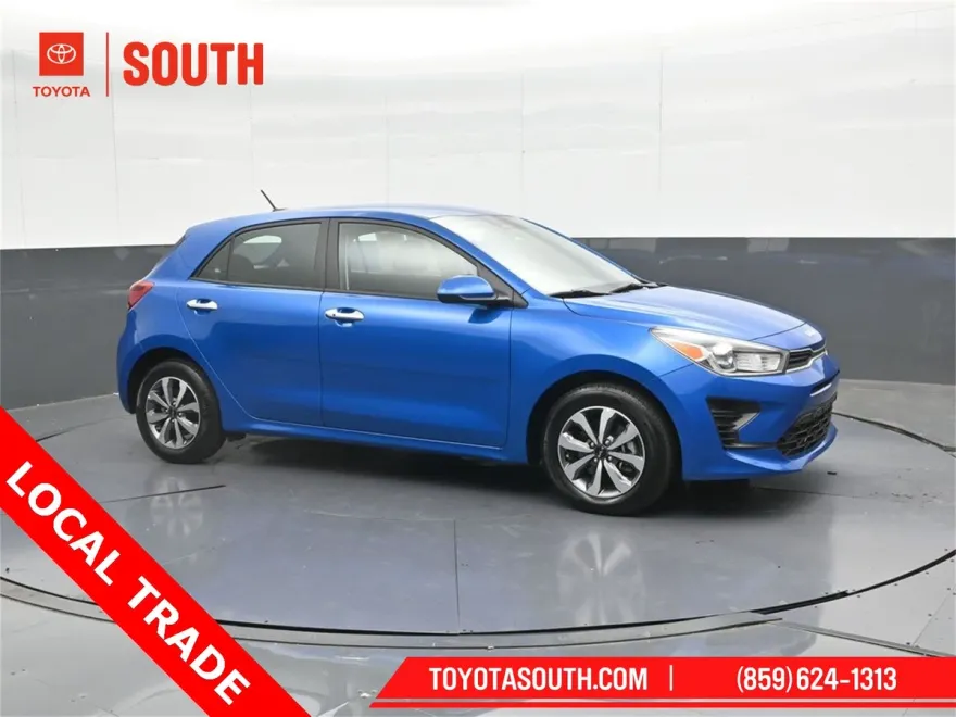 2023 Kia Rio S photo 1