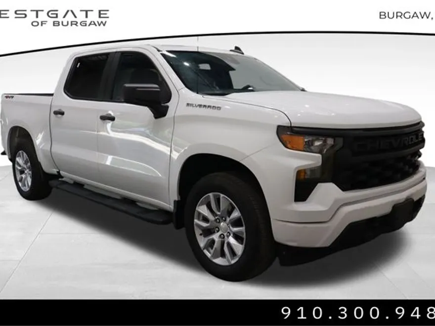 2023 Chevrolet Silverado 1500 Custom photo 1
