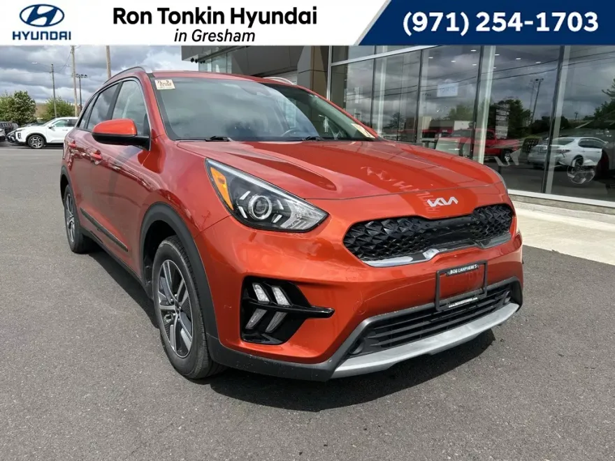 2022 Kia Niro LXS photo 1