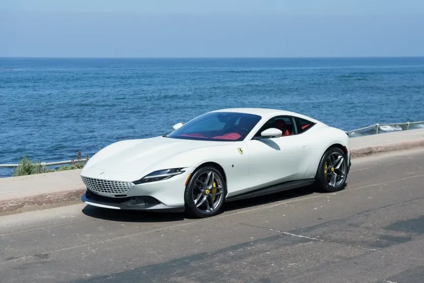 2023 Ferrari Roma photo 1