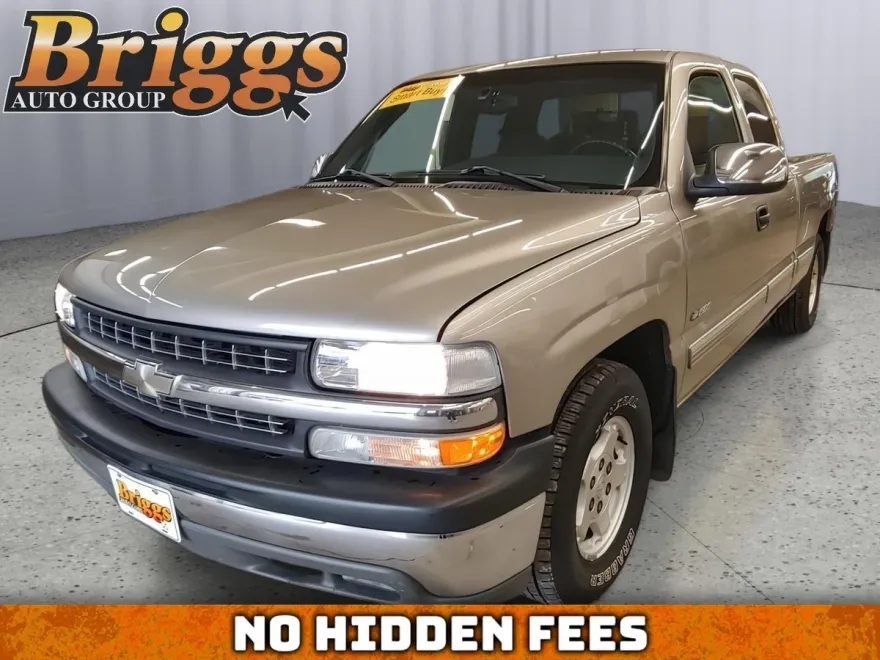 2002 Chevrolet Silverado 1500 LS photo 1