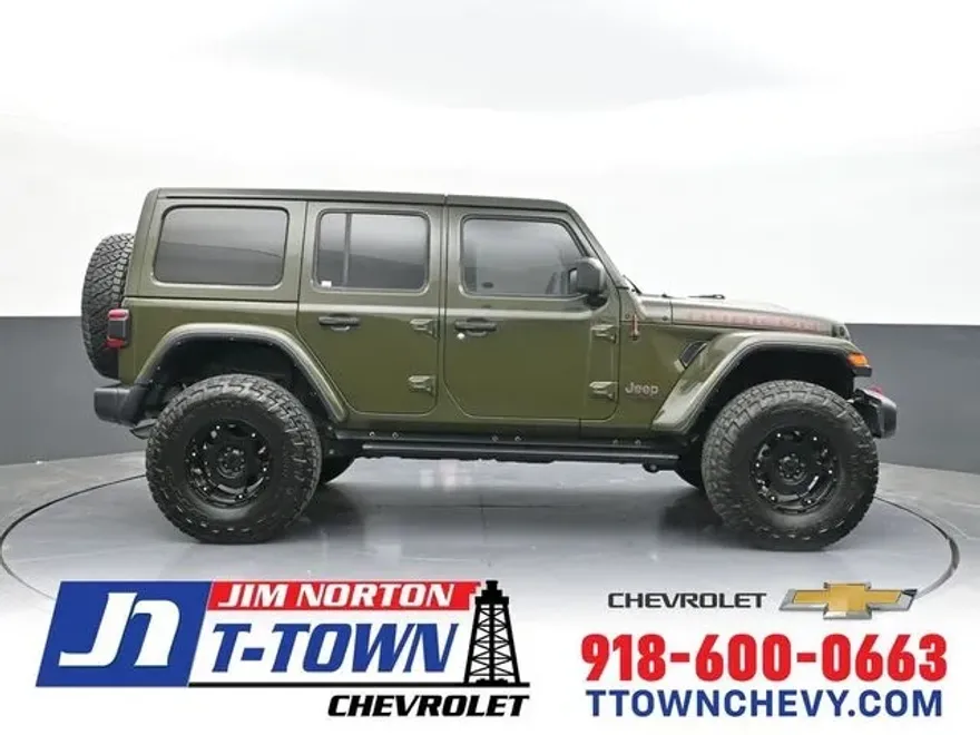 2022 Jeep Wrangler Unlimited Rubicon photo 1