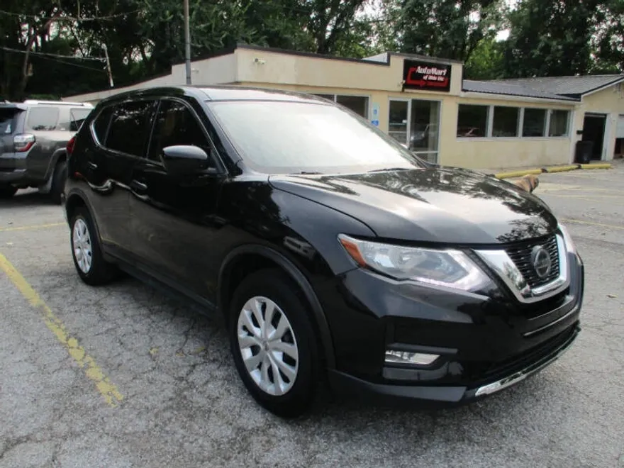 2018 Nissan Rogue S photo 1