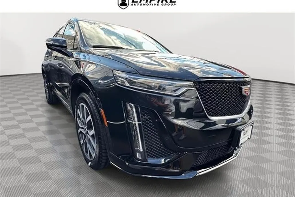 2024 Cadillac XT6 Sport photo 1
