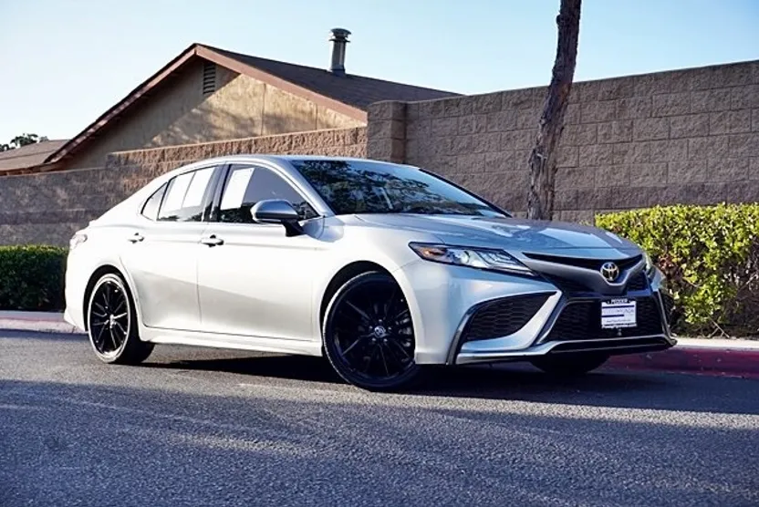 2023 Toyota Camry XSE photo 1
