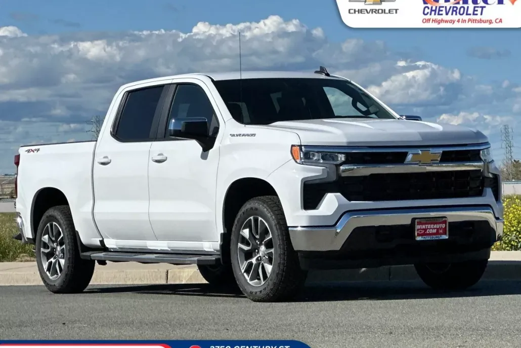 2025 Chevrolet Silverado 1500 LT photo 1