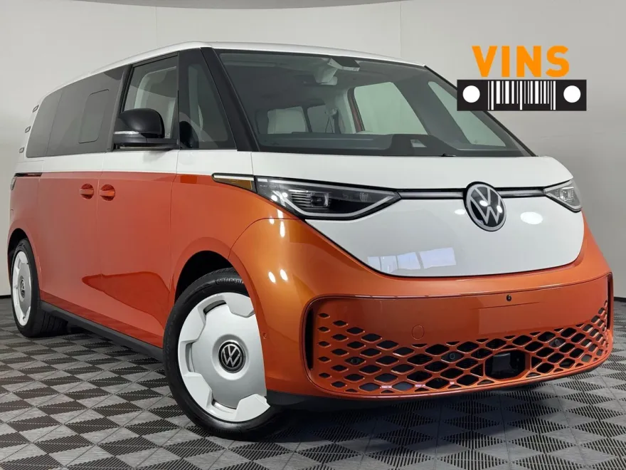 2025 Volkswagen ID. Buzz photo 1