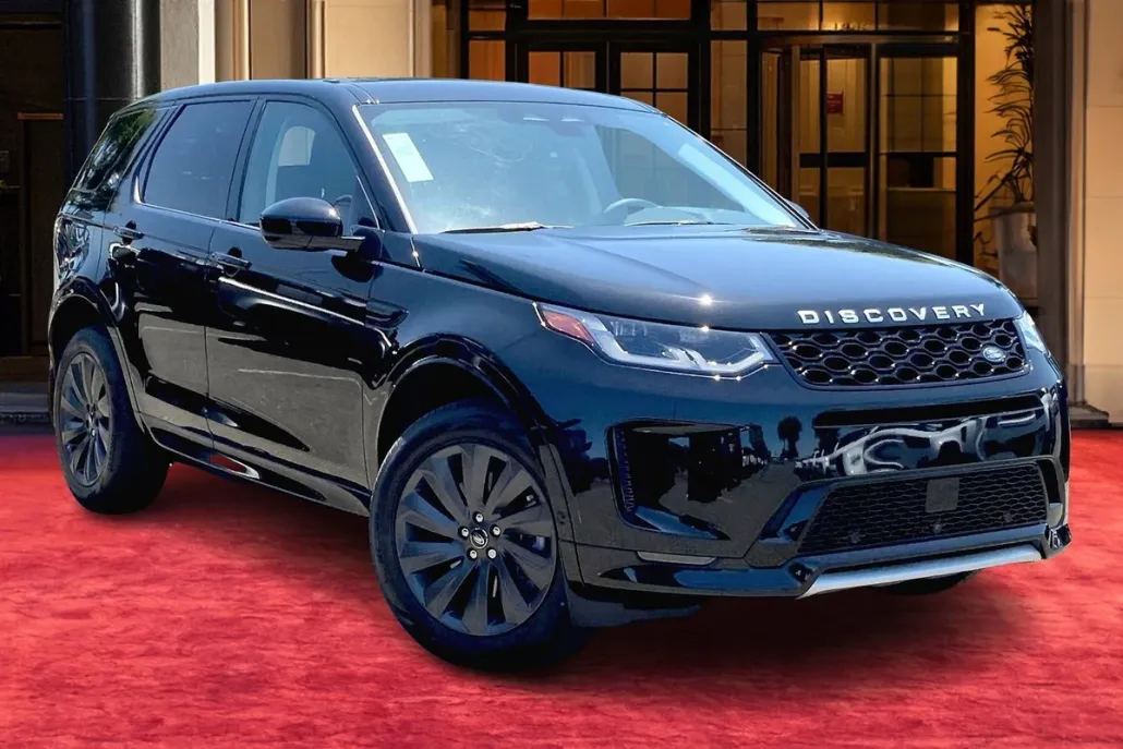 2025 Land Rover Discovery Sport S photo 1