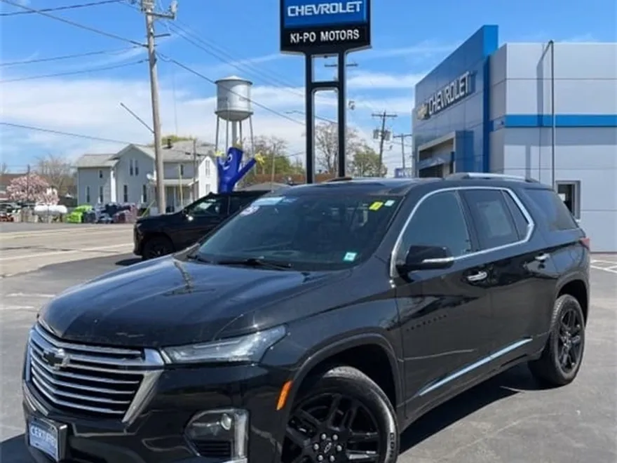 2023 Chevrolet Traverse Premier photo 1