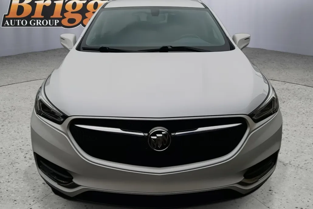 2020 Buick Enclave Essence photo 1