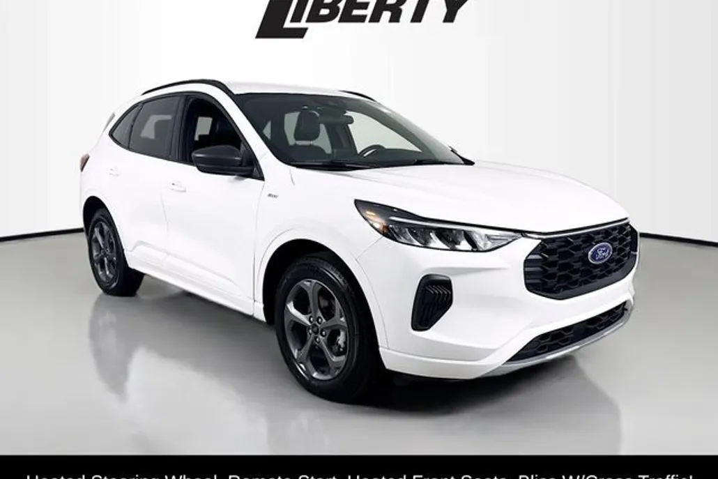 2023 Ford Escape ST-Line photo 1