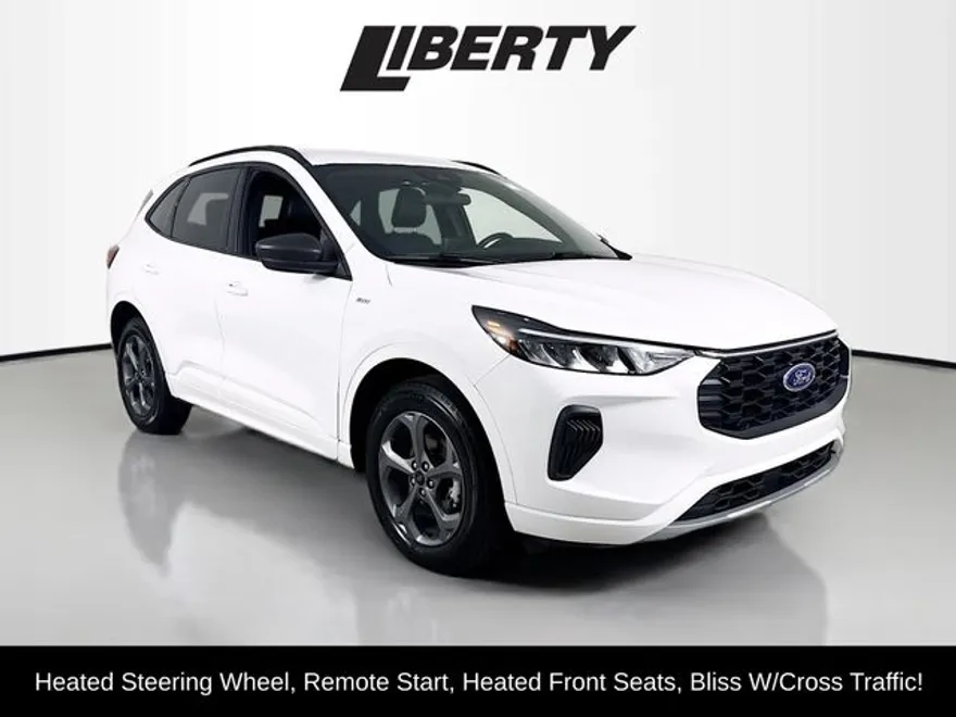 2023 Ford Escape ST-Line photo 1