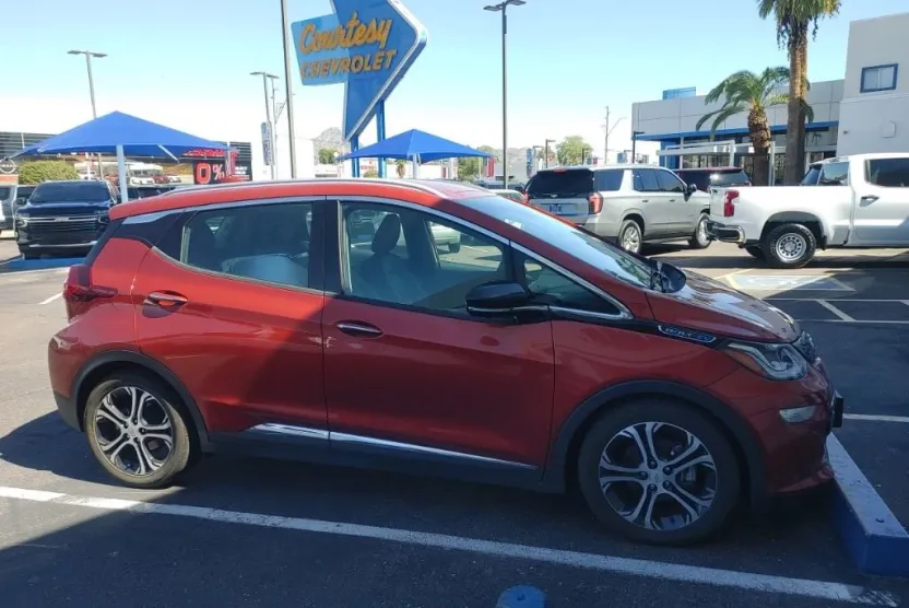2020 Chevrolet Bolt EV Premier photo 1