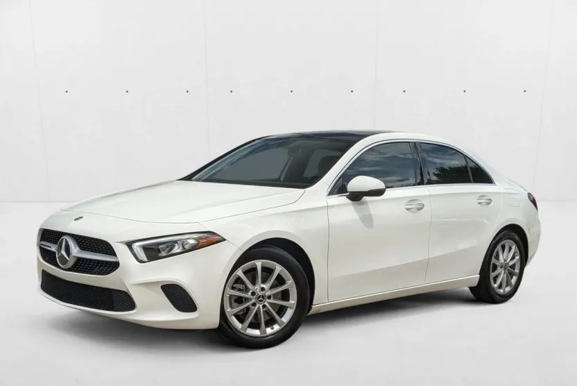 2019 Mercedes Benz A 220 photo 1