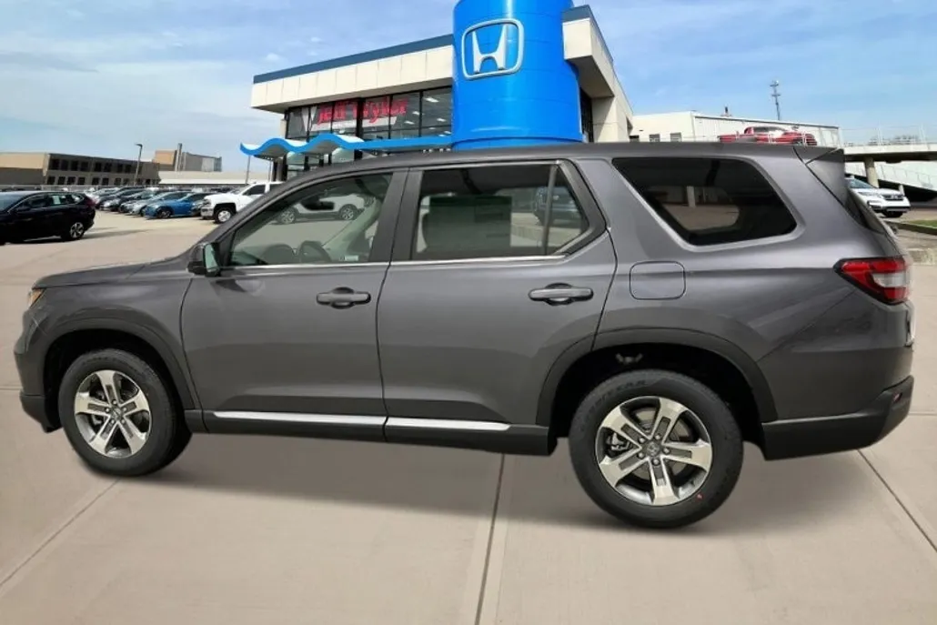 2025 Honda Pilot EX-L photo 1