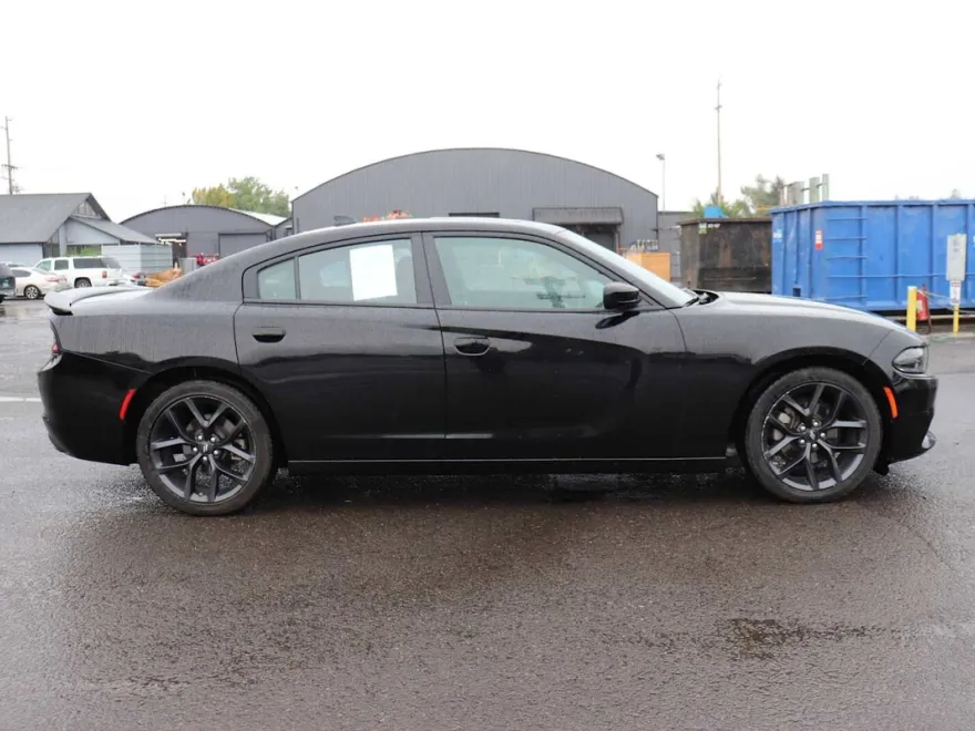 2022 Dodge Charger SXT photo 1