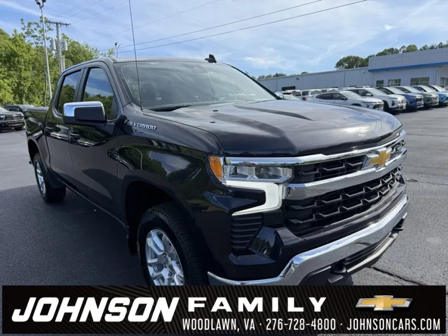 2023 Chevrolet Silverado 1500 LT photo 1