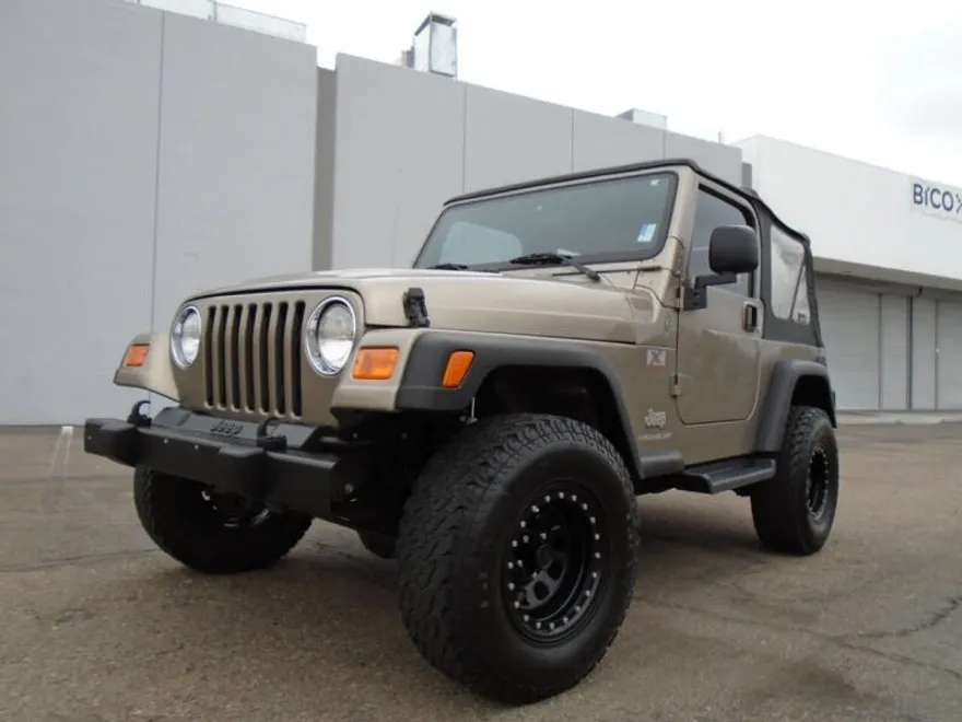 2004 Jeep Wrangler X photo 1