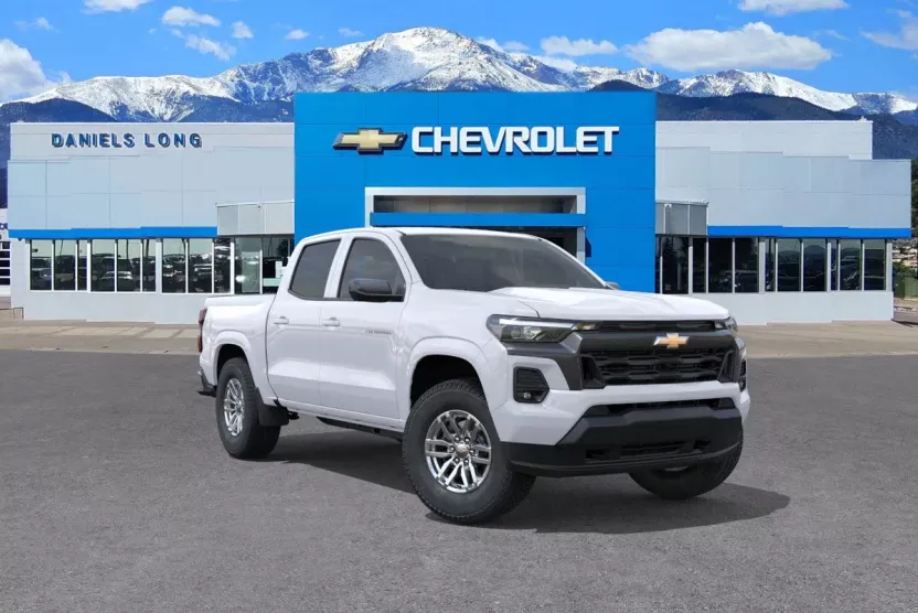 2026 Chevrolet Colorado LT photo 1