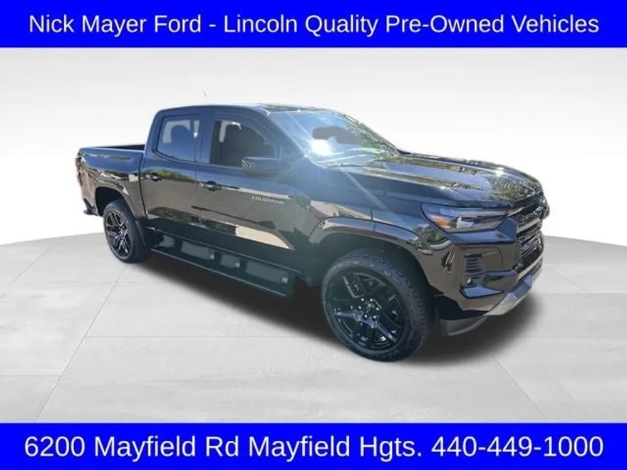 2024 Chevrolet Colorado Z71 photo 1